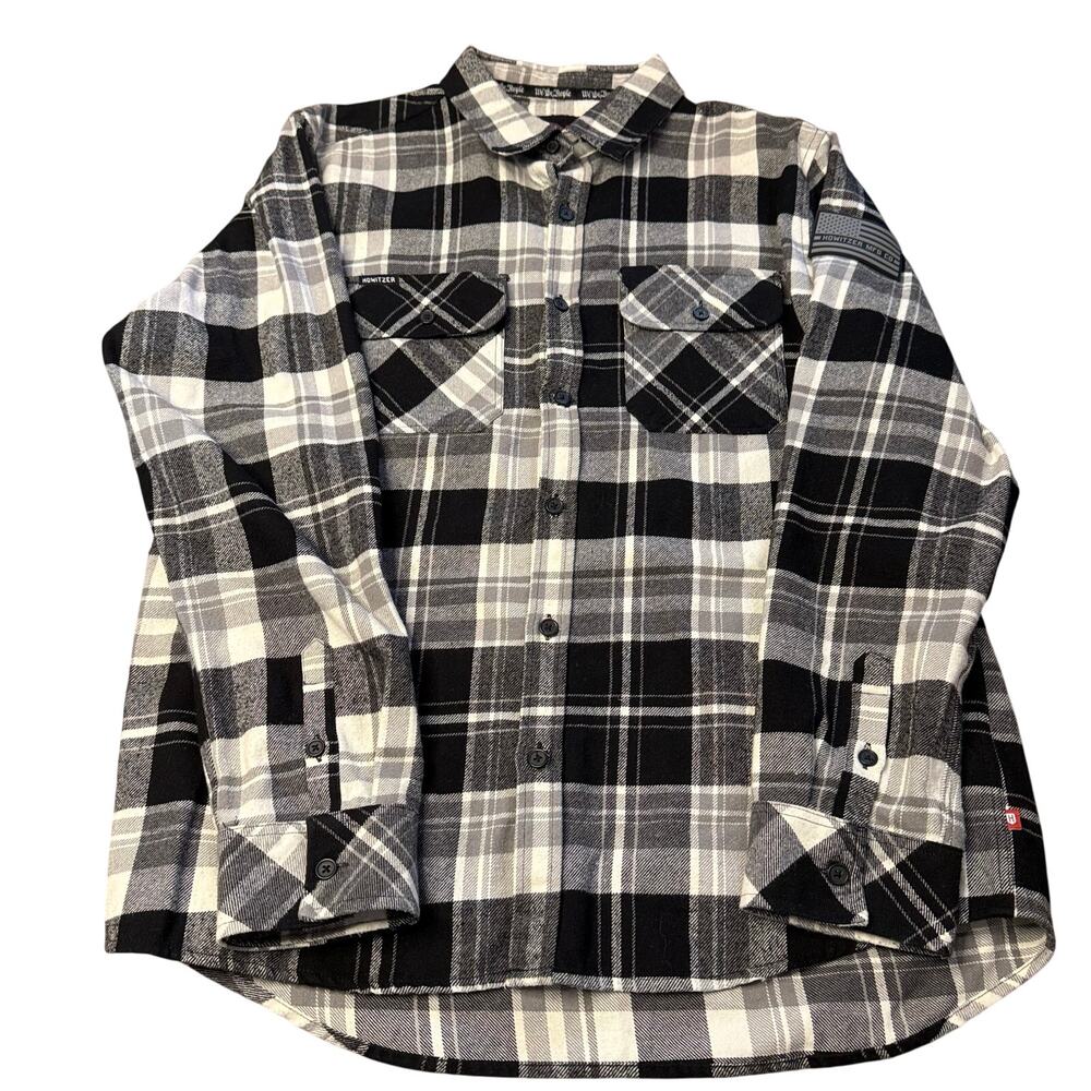 Howitzer Flannel Shirt Mens M White Black Plaid Patriot Long Sleeve Button Up